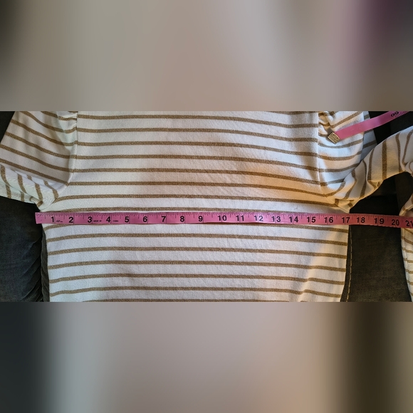 J.crew white & gold Turtle neck top Long Sleeve size large - Picture 8 of 9